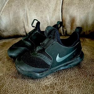 Nike Toddler Slip On Tennis Shoes